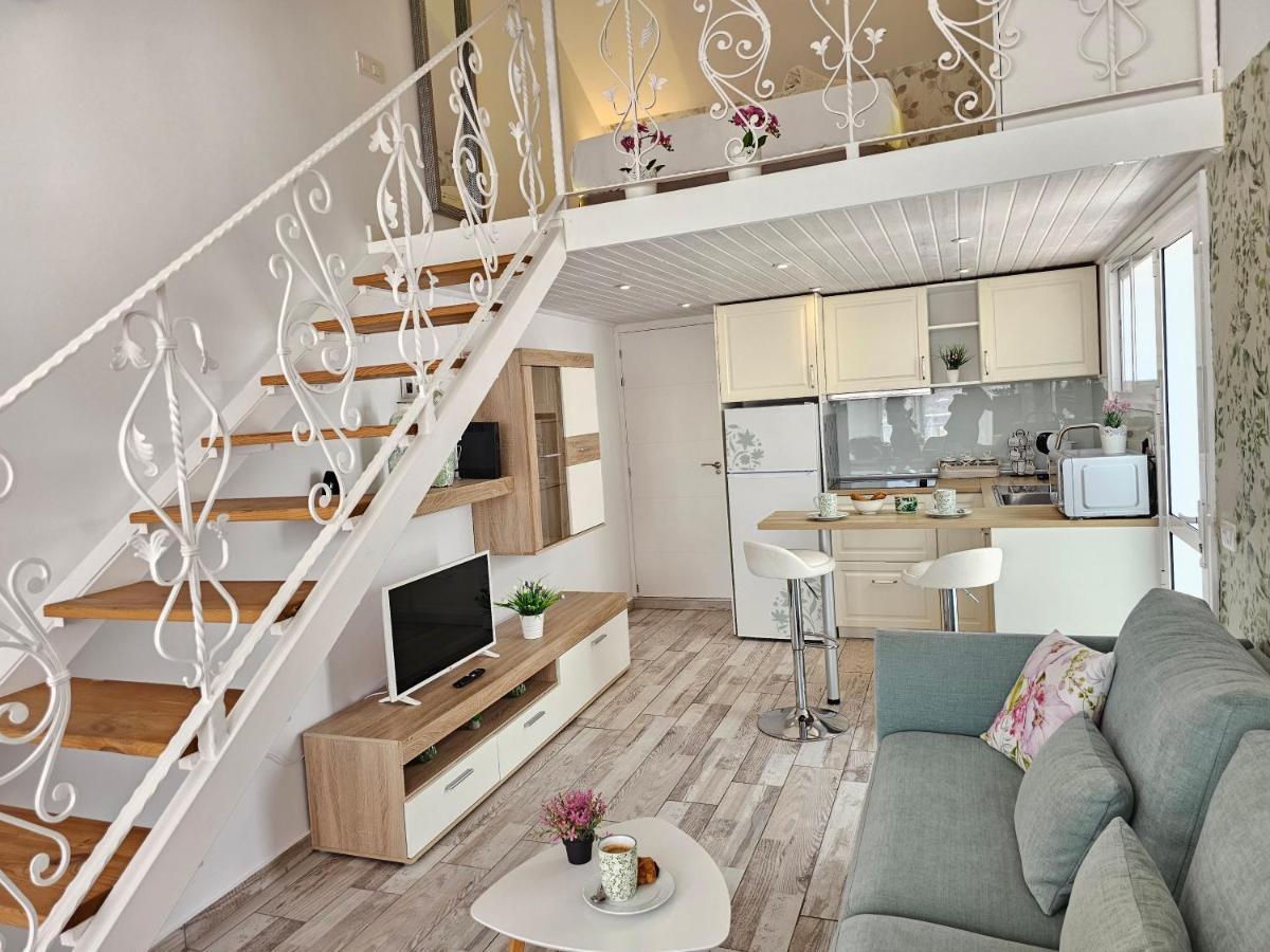 New Loft Sweet Holidays, Playa De Los Cristianos لوس كريستيانوس المظهر الخارجي الصورة