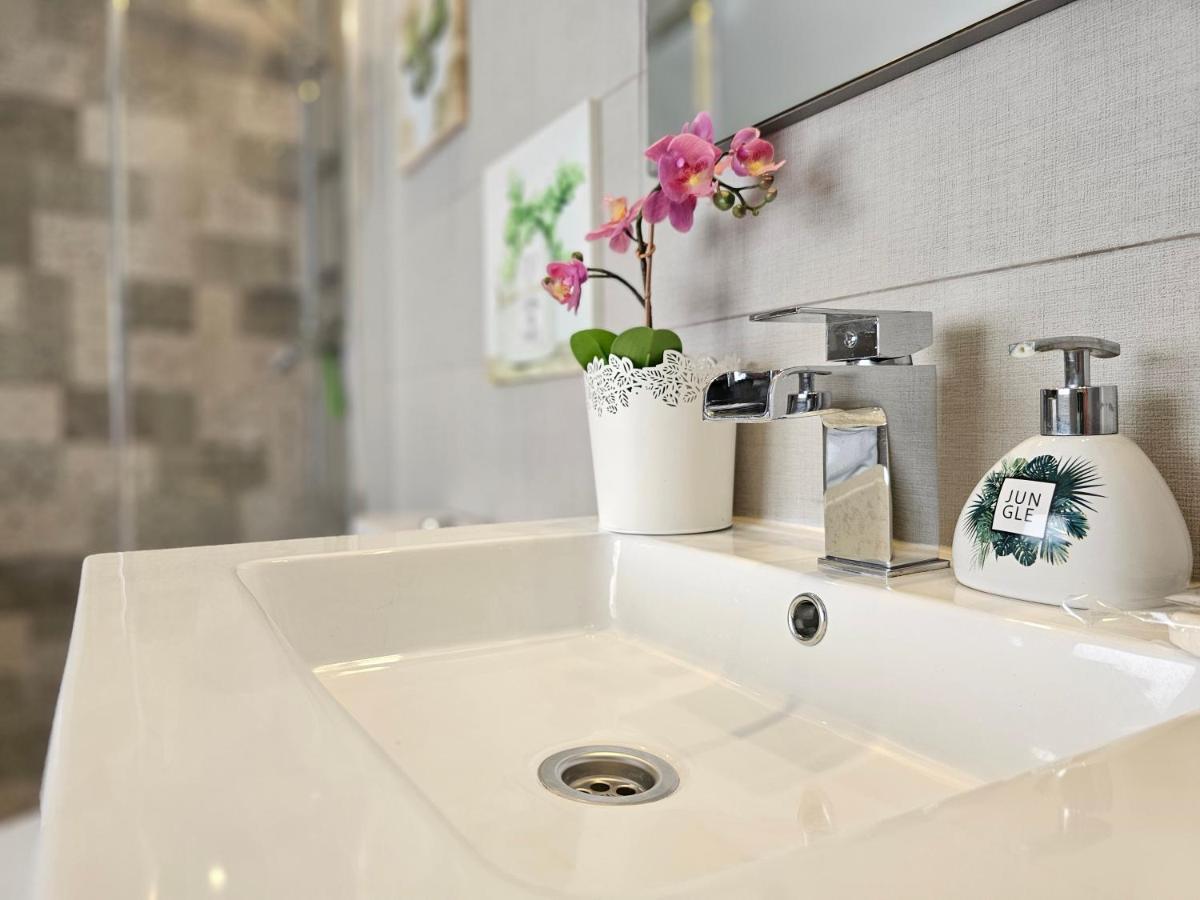 New Loft Sweet Holidays, Playa De Los Cristianos لوس كريستيانوس المظهر الخارجي الصورة